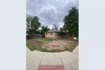 5551 Auckland Way, Denver, CO 80239 - Photo 3