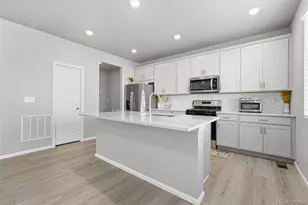 9160 Pitkin St, Commerce City, CO 80022 - Photo 17