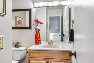 1050 S Monaco Parkway, Denver, CO 80224 - Photo 15