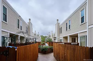 1050 S Monaco Parkway, Denver, CO 80224 - Photo 29