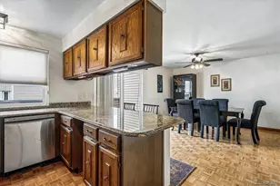 1050 S Monaco Parkway, Denver, CO 80224 - Photo 11