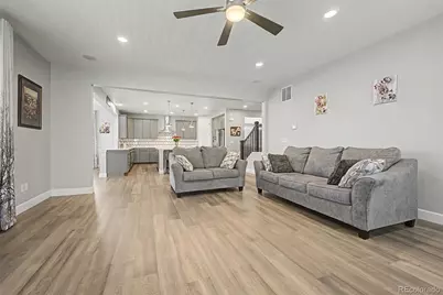 9805 Ceylon Court, Commerce City, CO 80022 - Photo 7