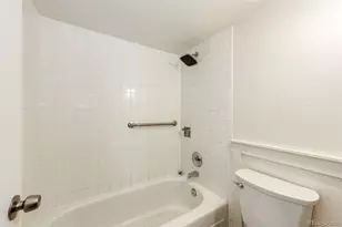 2 Adams St, Denver, CO 80206 - Photo 17