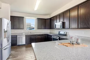 56597 E 23rd Ave, Strasburg, CO 80136 - Photo 17