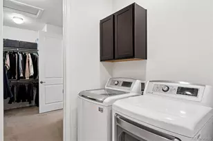 8500 S Riviera Ct, Aurora, CO 80016 - Photo 23