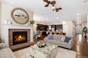 7790 S Queensburg Way, Aurora, CO 80016 - Photo 3