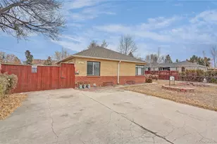 1960 Oswego St #1960.5, Aurora, CO 80010 - Photo 1