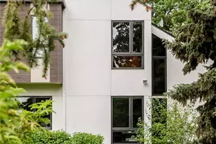 9240 E Berry Ct, Greenwood Village, CO 80111 - Photo 5