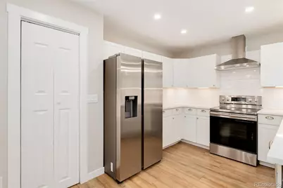 9860 W Chenango Avenue, Denver, CO 80123 - Photo 15