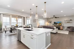 27425 E Roxbury Pl, Aurora, CO 80016 - Photo 11