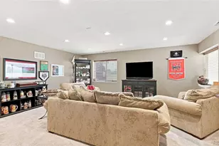8223 S Quemoy Cir, Aurora, CO 80016 - Photo 19