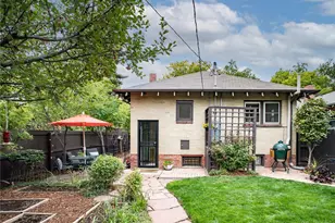 2022 Jasmine St, Denver, CO 80207 - Photo 9