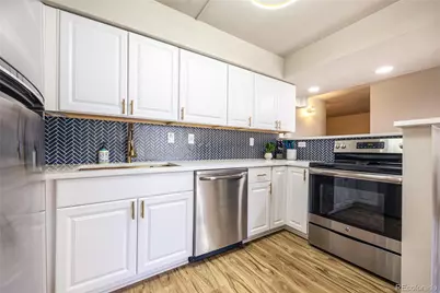 1020 15th Street #3D, Denver, CO 80202 - Photo 3