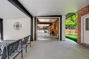 2231 Leyden St, Denver, CO 80207 - Photo 35