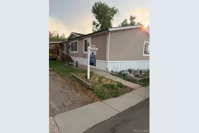 1645 Eisenhower Way, Aurora, CO 80011 - Photo 1