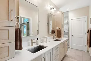 6081 Silverthorn Run, Littleton, CO 80125 - Photo 23