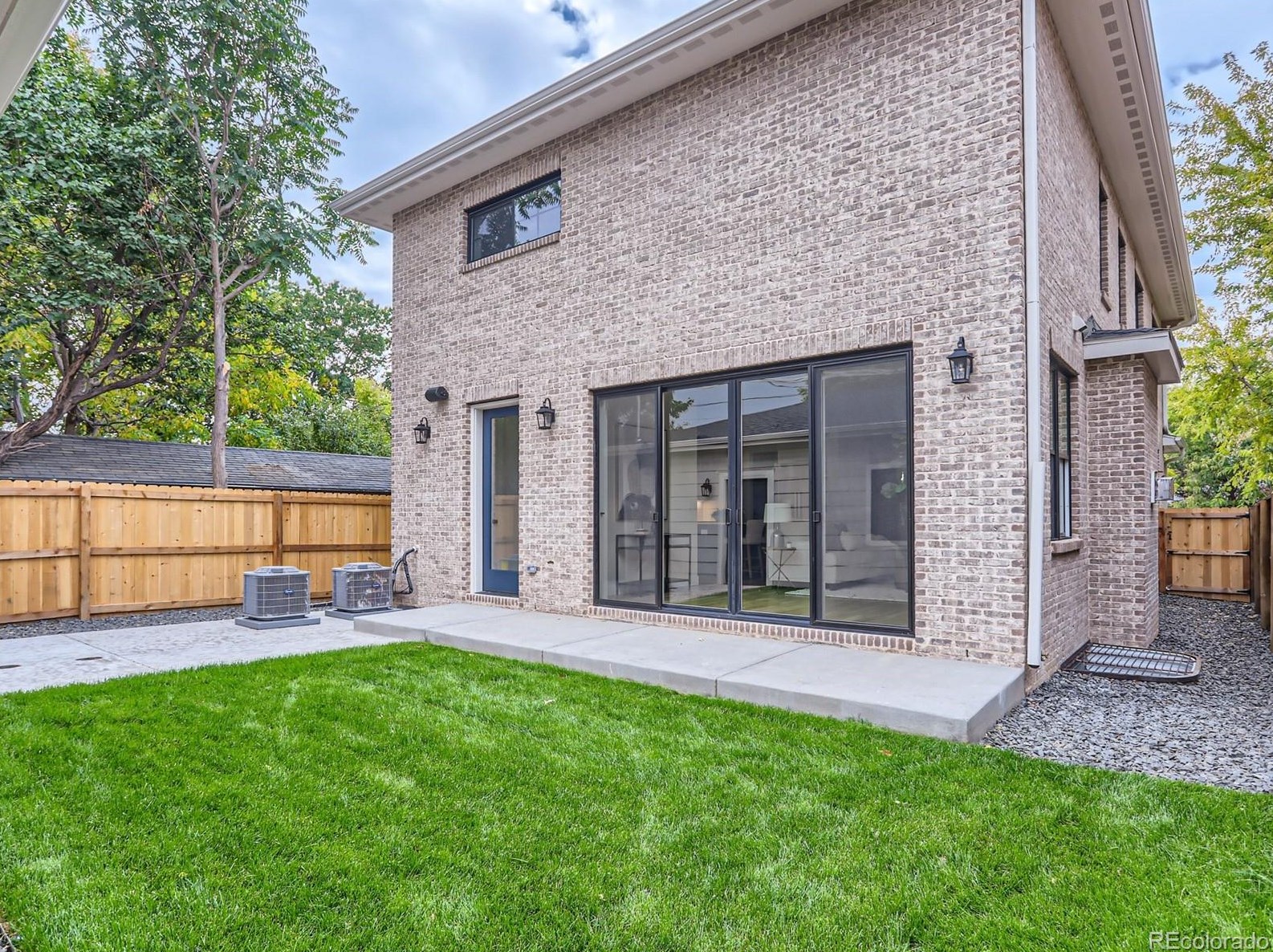 2644 Jasmine St, Denver CO  80222-6317 exterior