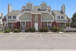 942 S Dearborn Way, Aurora, CO 80012 - Photo 1