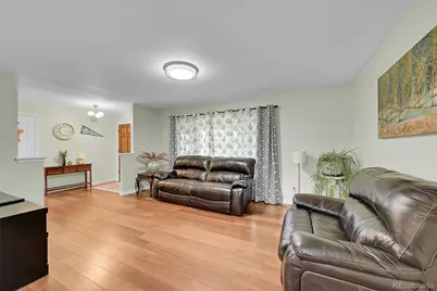 6680 S Locust Way, Centennial, CO 80111 - Photo 9