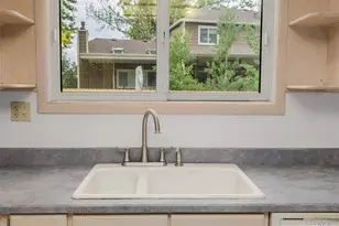 12319 W Burgundy Ave, Littleton, CO 80127 - Photo 11