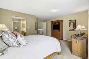 1570 S Roslyn St, Denver, CO 80231 - Photo 27