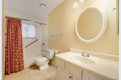 385 E Chenango Avenue, Englewood, CO 80113 - Photo 7