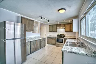 3137 Ursula St, Aurora, CO 80011 - Photo 7