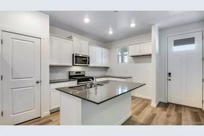 18812 E 99th Avenue, Commerce City, CO 80022 - Photo 5