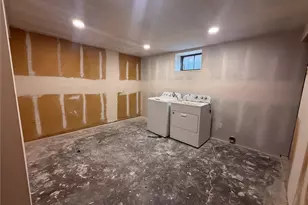 2324 S Forest Dr, Denver, CO 80222 - Photo 21