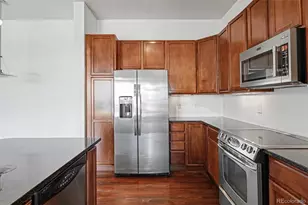 10111 Inverness Main St, Englewood, CO 80112 - Photo 9