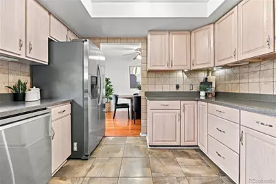 5292 Scranton Street, Denver, CO 80239 - Photo 9