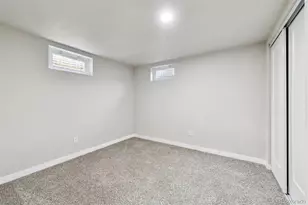 225 Tucson St, Aurora, CO 80011 - Photo 19