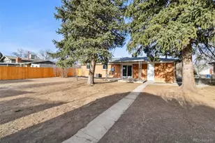 225 Tucson St, Aurora, CO 80011 - Photo 23