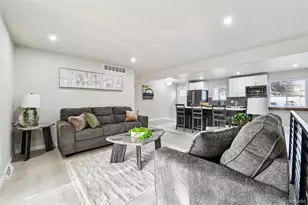 225 Tucson St, Aurora, CO 80011 - Photo 5