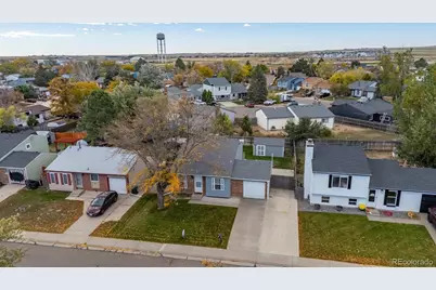 704 Madison Way, Bennett, CO 80102 - Photo 25