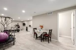 25876 E Maple Pl, Aurora, CO 80018 - Photo 29