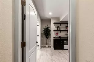 25876 E Maple Pl, Aurora, CO 80018 - Photo 21