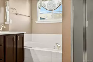 1663 S Emporia Ct, Aurora, CO 80247 - Photo 25