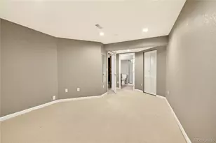 1663 S Emporia Ct, Aurora, CO 80247 - Photo 35