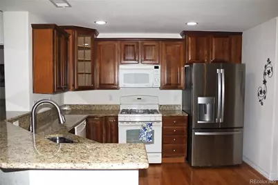 7523 S Addison Way, Aurora, CO 80016 - Photo 11