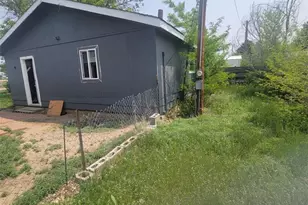 722 Pawnee Ave, Flagler, CO 80815 - Photo 3