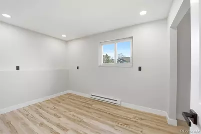 56352 Sunset Avenue, Strasburg, CO 80136 - Photo 15