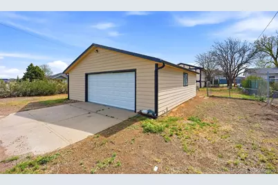 56352 Sunset Avenue, Strasburg, CO 80136 - Photo 25