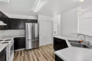 1295 S Zeno Cir, Aurora, CO 80017 - Photo 9