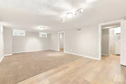 1945 Oakland Street, Aurora, CO 80010 - Photo 13