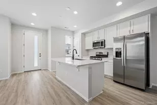 101 S Uriah St, Aurora, CO 80018 - Photo 7