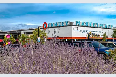 2392 N Emporia Street, Aurora, CO 80010 - Photo 23