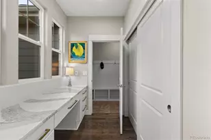 25045 E Park Crescent Dr, Aurora, CO 80016 - Photo 17