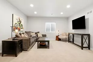 1612 Stablecross Dr, Castle Rock, CO 80108 - Photo 31