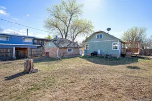 447 W 8th St, Loveland, CO 80537 - Photo 17